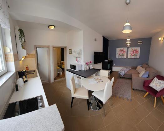 Stella House Mreznica Appartement Duga Resa Buitenkant foto